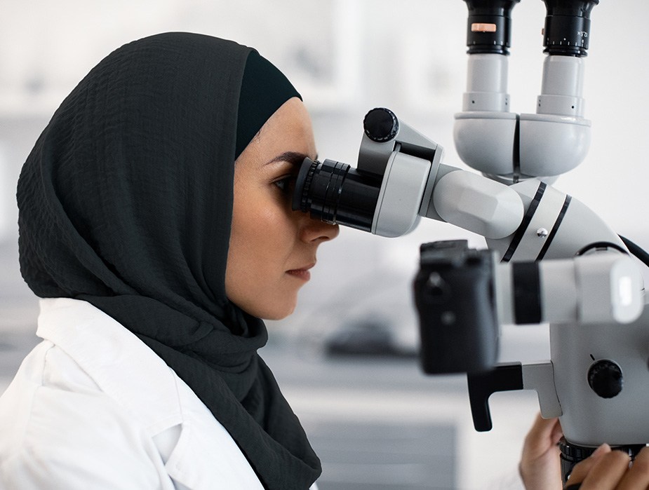 مجموعة كيزاد تستعرض البنية التحتية الحيوية التي توفرها لدعم تطور قطاع علوم الحياة في معرض ومؤتمر الصحة العربي 2023